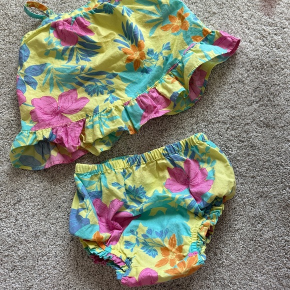 Baby Gap two piece tank and bloomers. - Picture 3 of 6